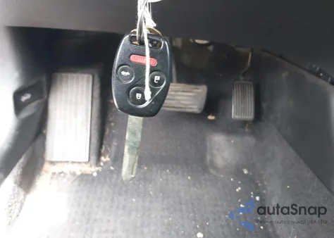 2009 Honda Accord 2.4 Ex z USA, uszkodzony, nr VIN 1HGCP26709A123900